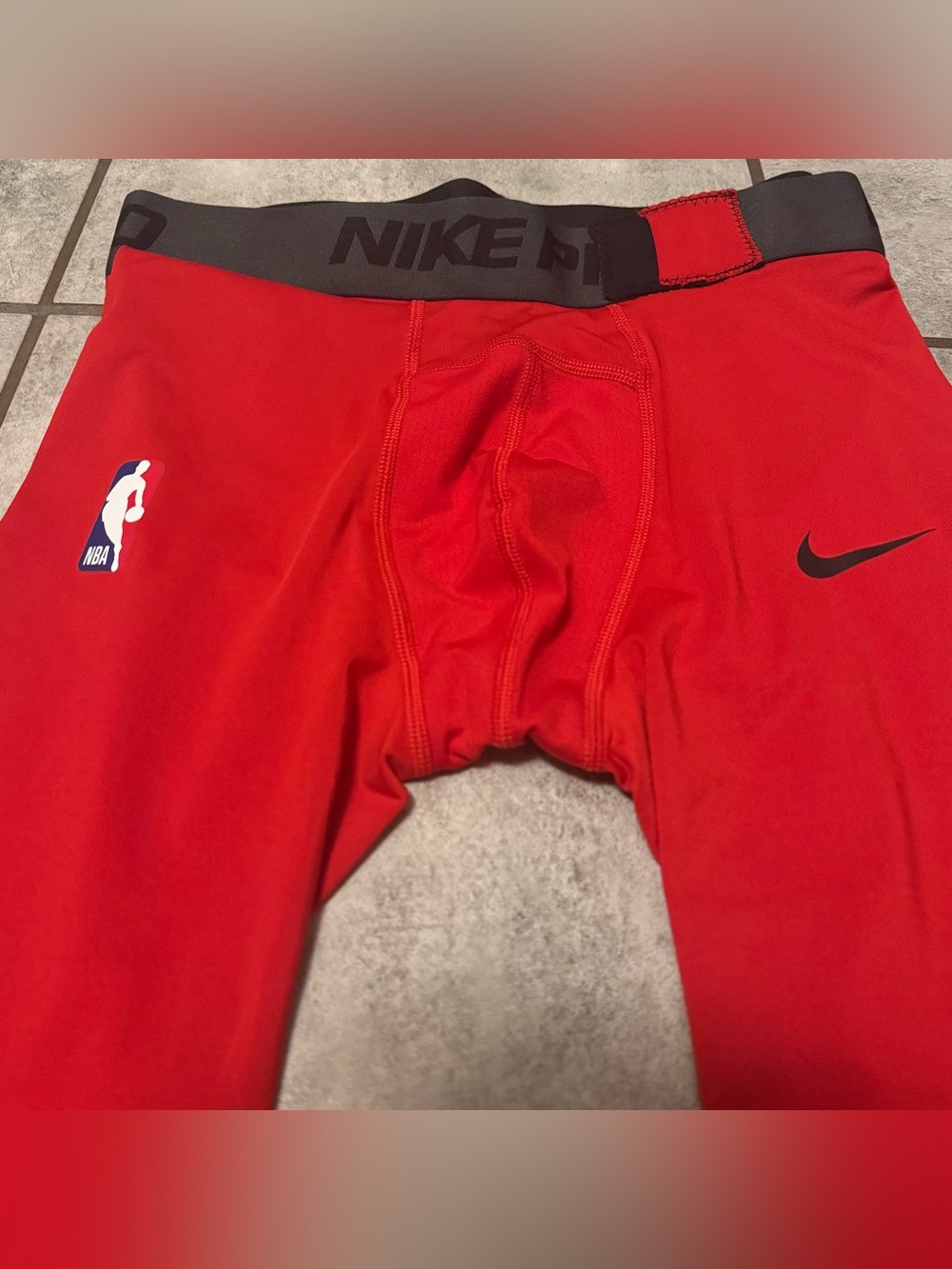 Nike Pro NBA 3/4 Compression Pants Size Medium Red NWT Basketball - Picture 2 of 7